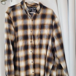 Chaps Men's Brushed Flannel Shirt
